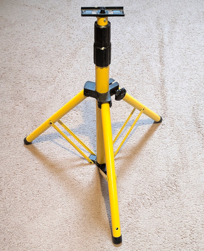 Metal tripod for led - tripod,